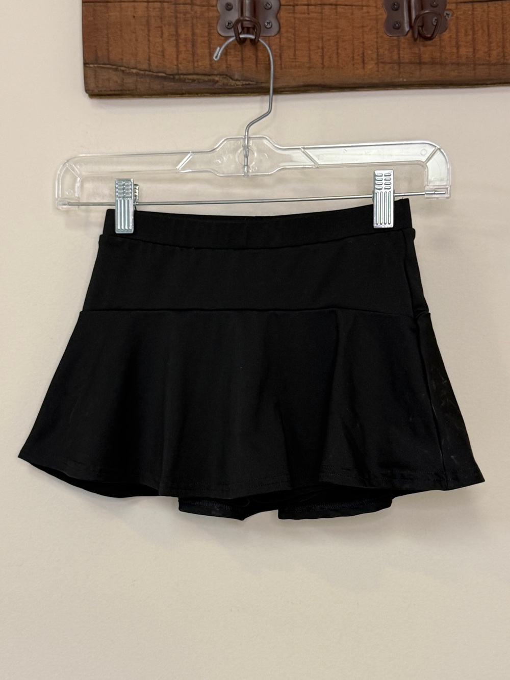 Varsity Spirit: Girls Black Cheer Practice Skirt, Size YXL
